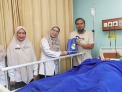 HUT ke-23, RSUD Taman Husada Bagikan Bingkisan untuk Bayi yang Lahir pada Hari Jadi Rumah Sakit