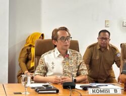 Rustam Minta Pemkot Tinggalkan Pola Lama Pengelolaan APBD, Fokus Genjot PAD